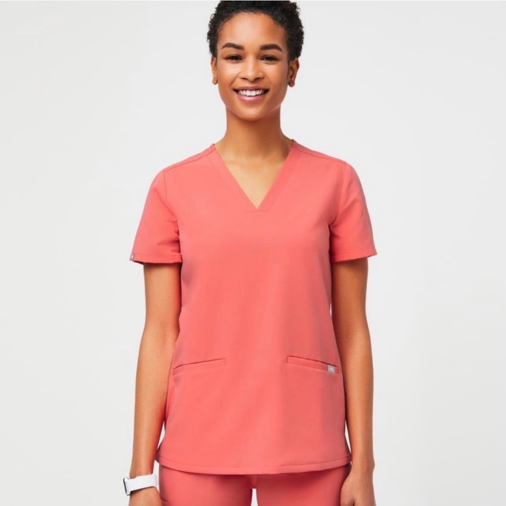 Figs Casma 3 pocket scrub top Hot Coral - PRICE DROP!